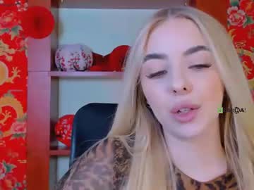 vanessa_creamy
