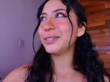 amber_curly