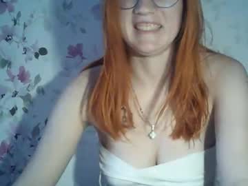 eveliina_shy