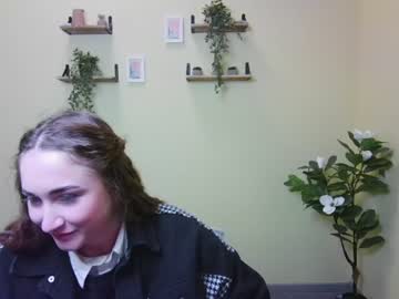 khloelee_