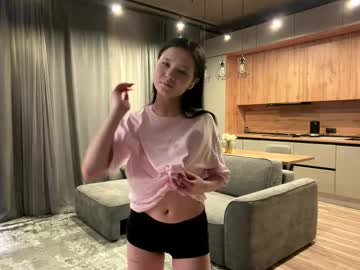 Mia | Next stream: August 30 20:00 +3GMT❀