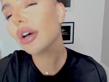 moniqueeass