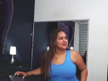 violeta__lane