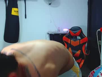 adam_hot11