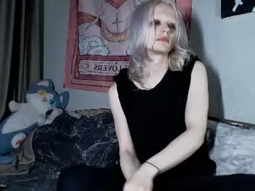 alien_bella