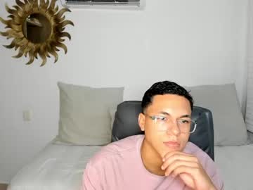 andygus18_