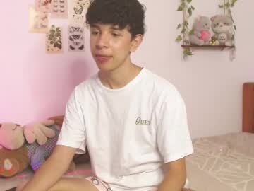 cuddly_twinkie
