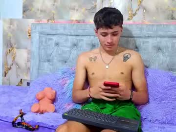 julian_wolf18