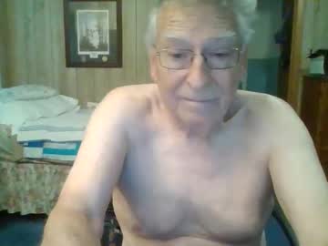maturecouple1954