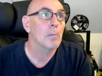 nakedkev54