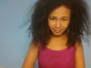 anitaazzh
