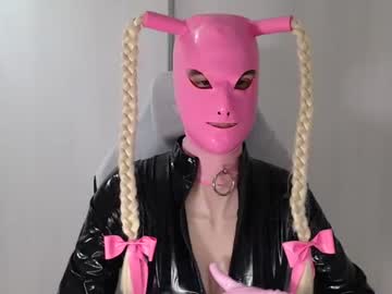lizzy_sucker