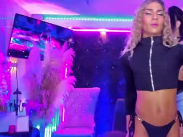 queens_wonders_hot