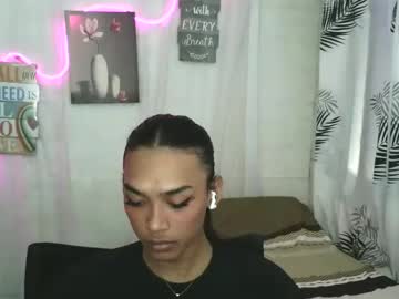 ur_dazzlingmorenaxx