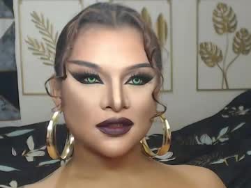 yourtrannyqueenxxx